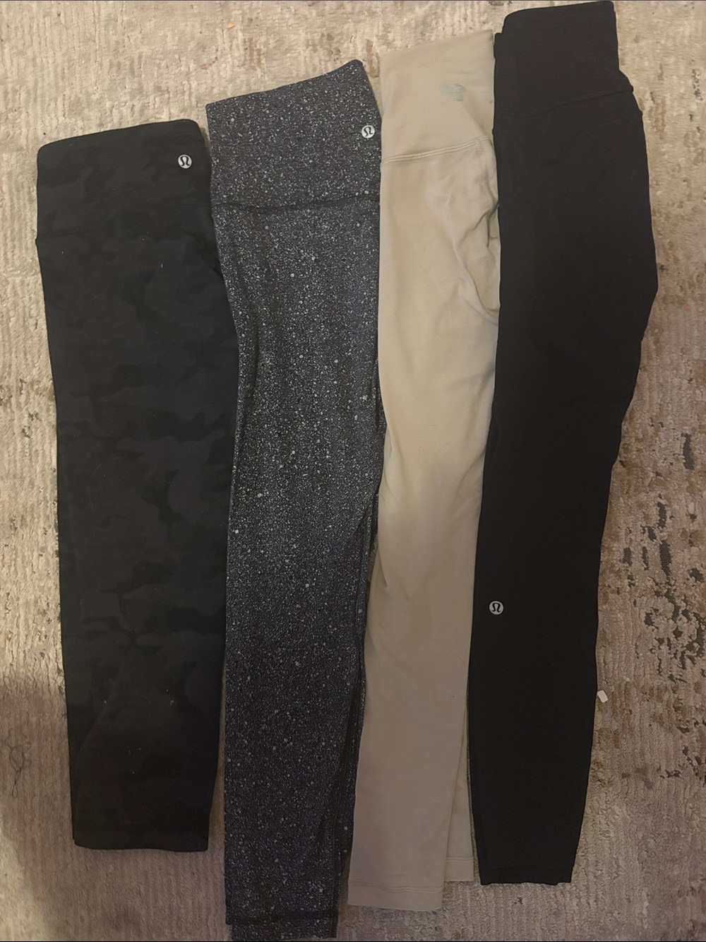 Lululemon,Aritzia, and TNA leggings bundle